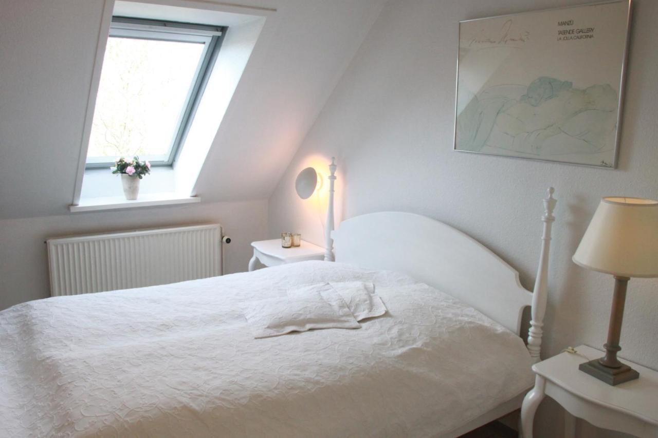 Rolsø Retreat Villa Knebel Eksteriør bilde